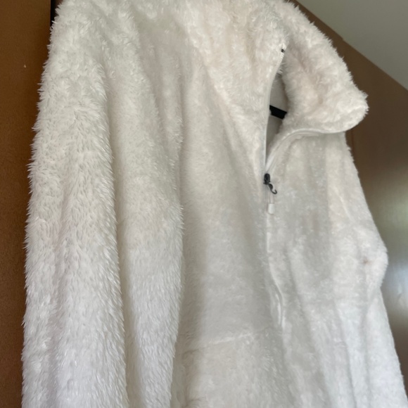 NEW! AVALANCHE Women's Sherpa Fuzzy Fleece Jacket MEDIUM - Picture 3 of 11